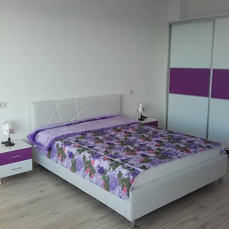 Sunset Violet Mamaia